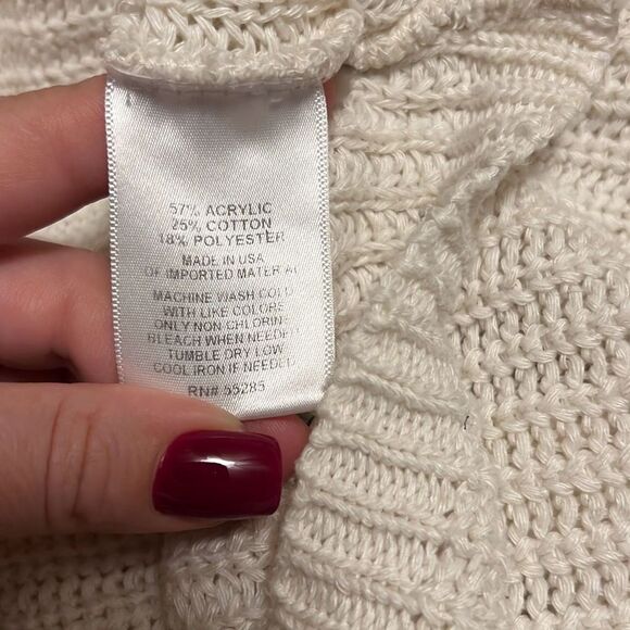 ✨Express Cable Knit Split Back Sweater✨ - Picture 13 of 13